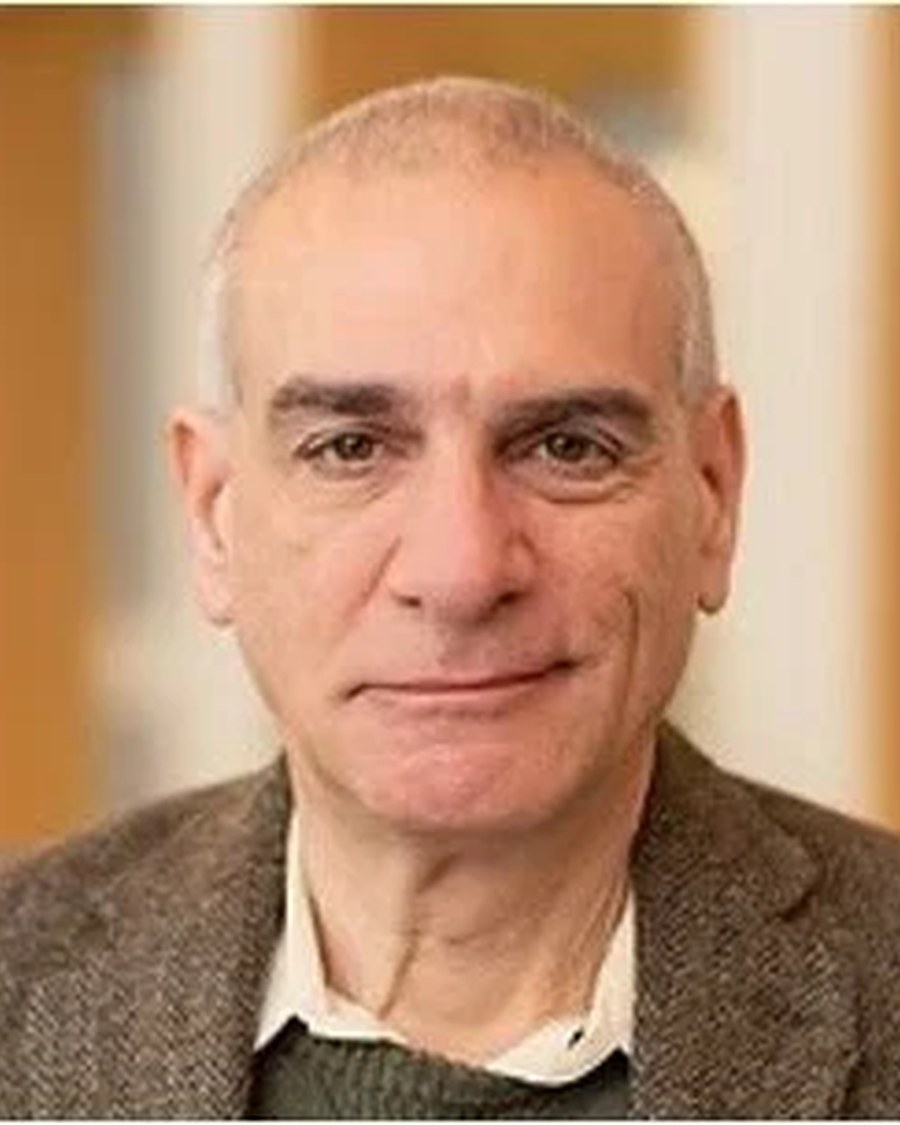 Portrait of Bob Scharf